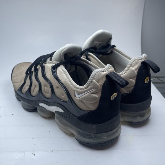 Nike Air VaporMax Plus Beige Mens Sz 10 Athletic Shoes Sneakers DX3720-200 READ* - Picture 4 of 16